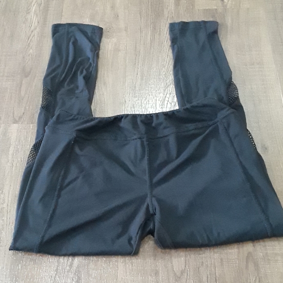 💥SALE 3/$15 Hot Kiss Leggings - Picture 4 of 6